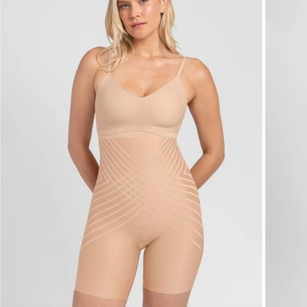 Honeylove Silhouette High Waist Shorts Sand Size L